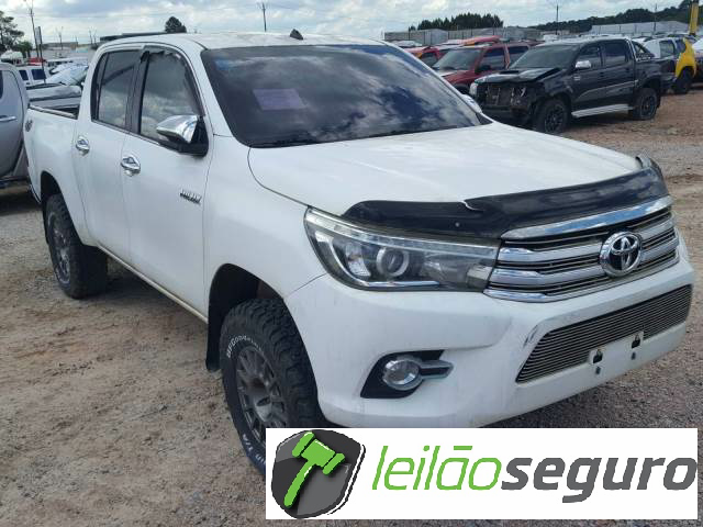 LOTE 008 TOYOTA HILUX CD 2016