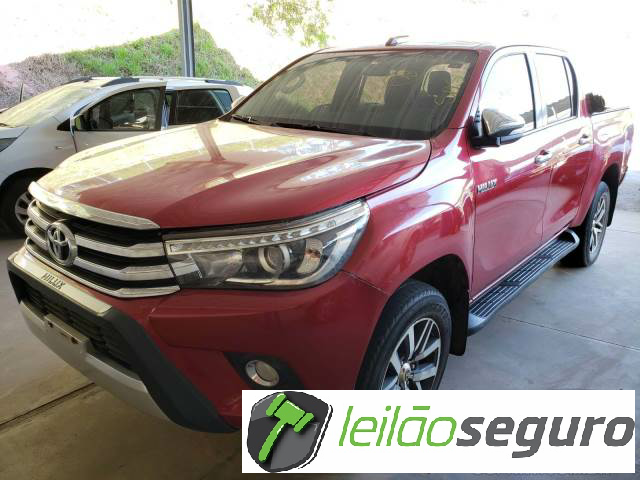 LOTE 011 TOYOTA HILUX CD 2016