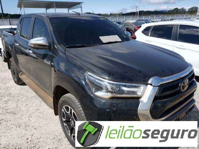 LOTE 017 TOYOTA HILUX CD 2022