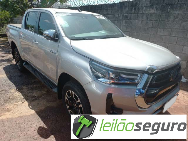 LOTE 018 TOYOTA HILUX CD 2022