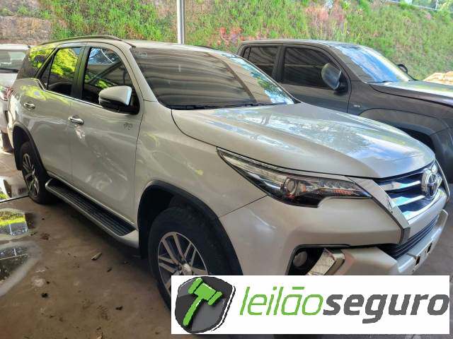 LOTE 023 SW4 SRX 2.8 D-4D TURBO 2020