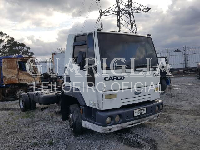 LOTE 011 - FORD CARGO 815E 3.9 TURBO 2009