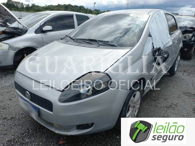 LOTE 015 FIAT/PUNTO ATTRACTIVE 1.4 FIRE 2011