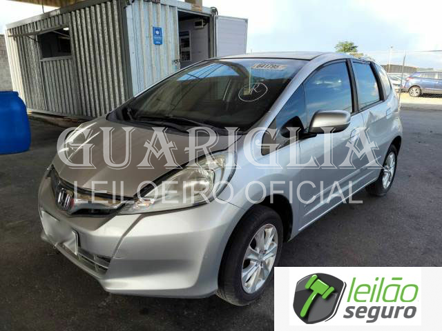 LOTE 039  HONDA/FIT LX 1.4 16V 2013